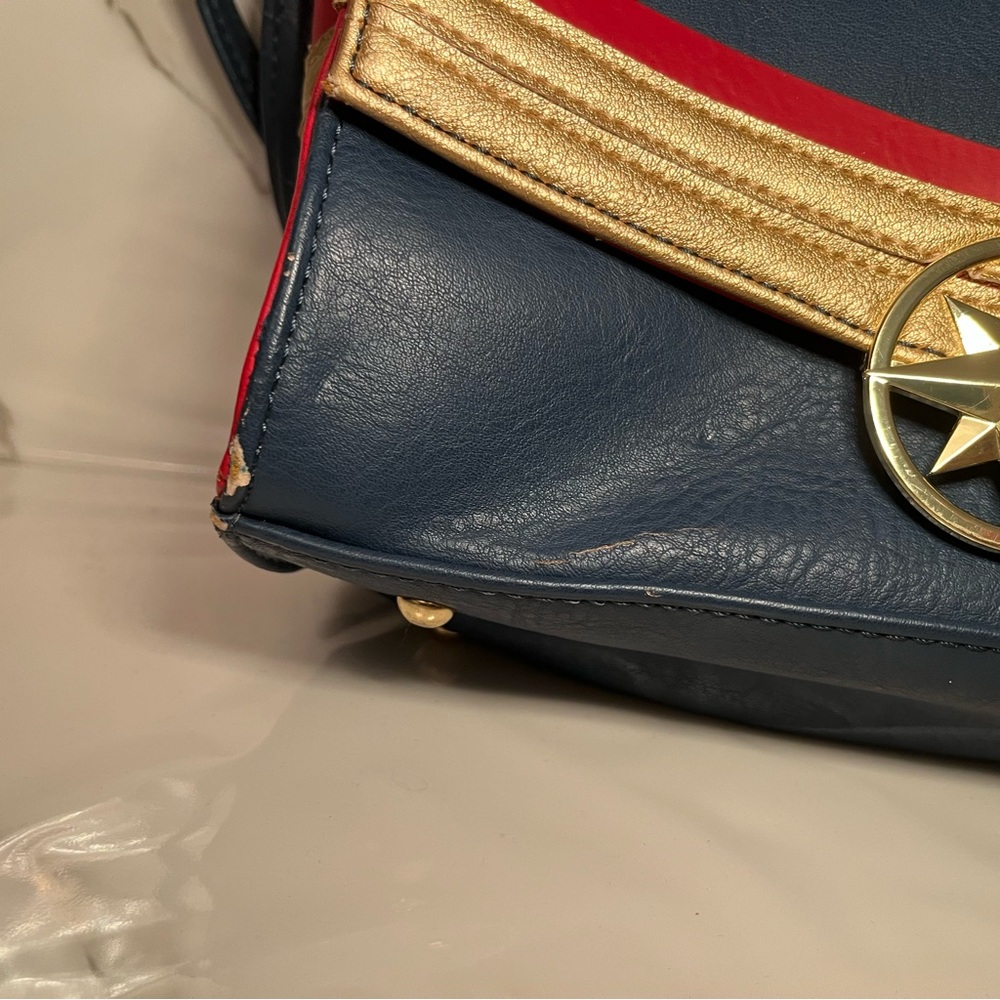 Marvel Loungefly Crossbody Bag - Picture 2 of 11